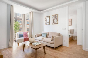Gran Via VII calle Jacometrezo 2BR 2BH